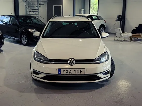 Volkswagen Golf I 2019 photo 2