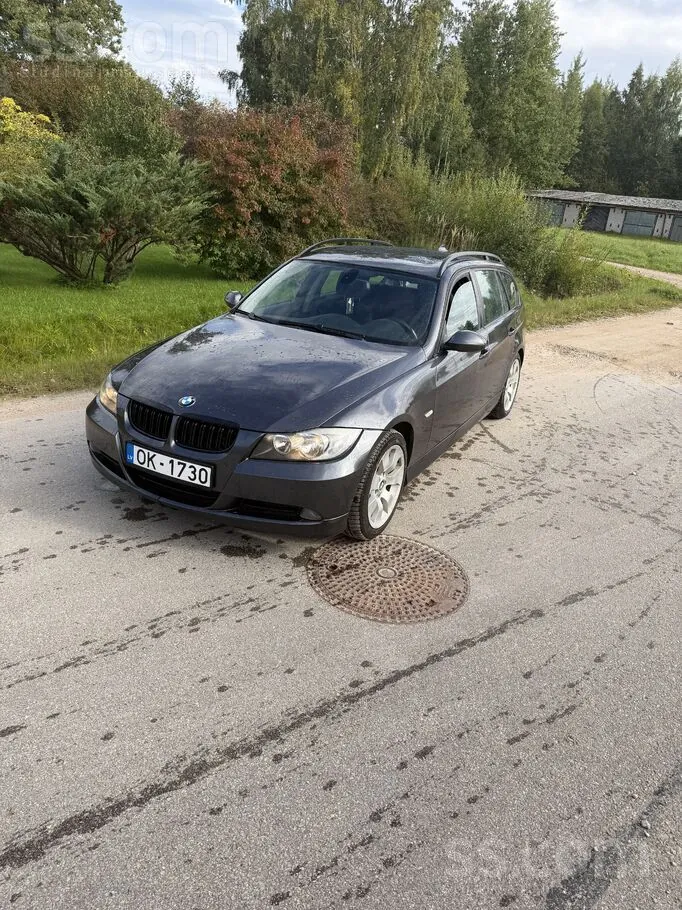 BMW 320