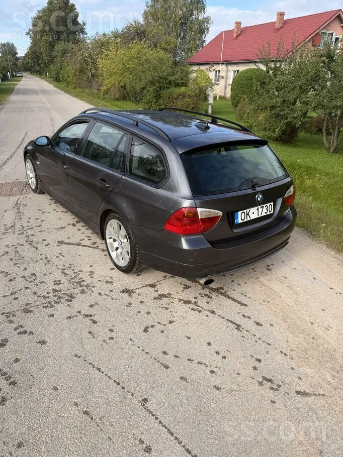 BMW 320 2007 photo 2