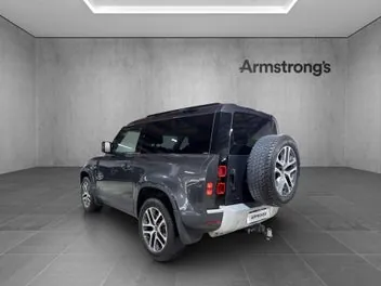 Land Rover Defender 2022 photo 4