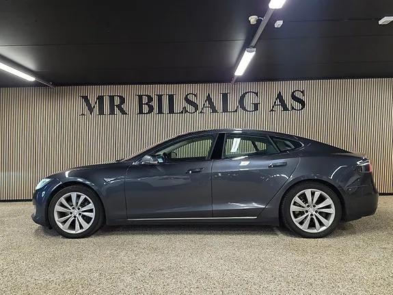 Tesla Model S 2015 photo 5