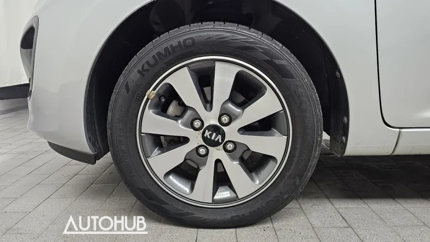 Kia Morning 2013 photo 5
