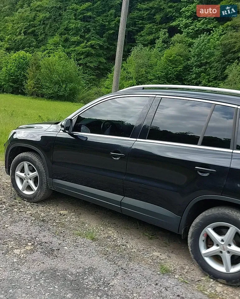 Volkswagen Tiguan 2009 photo 4
