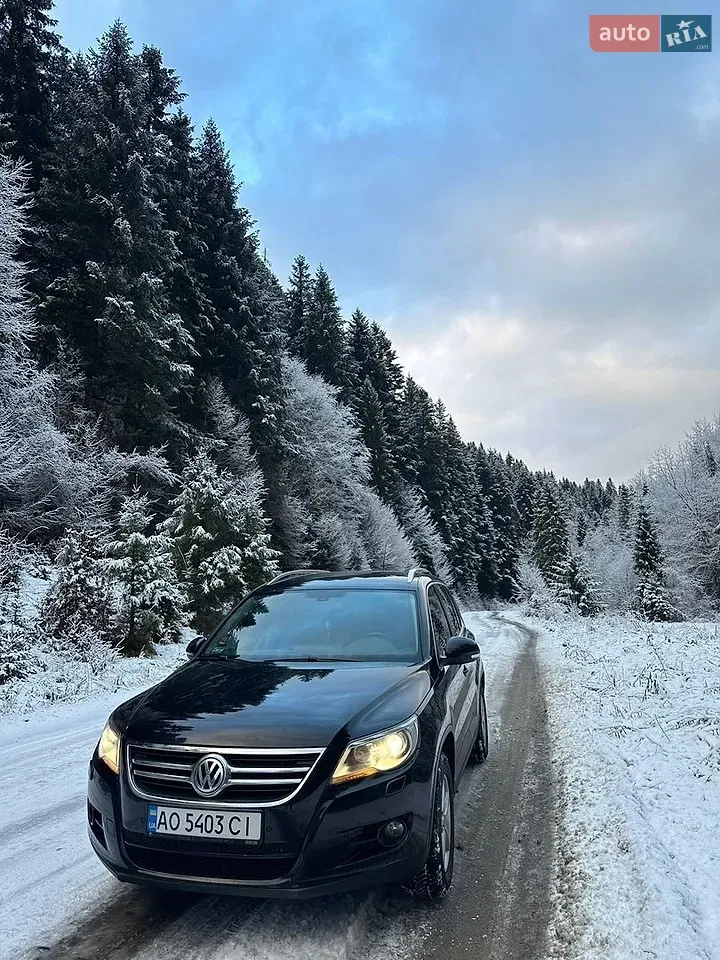 Volkswagen Tiguan 2009 photo 2