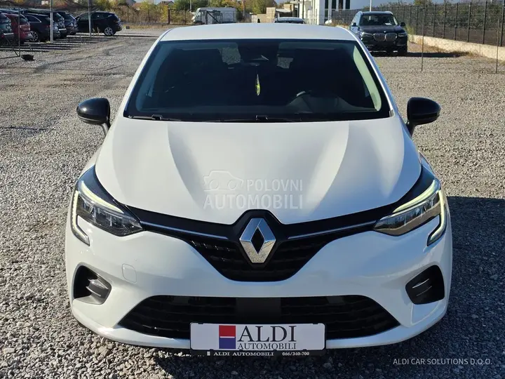 Renault Clio 2023 photo 2