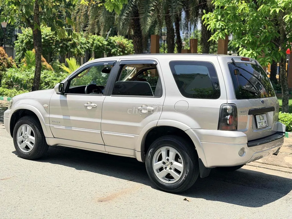 Ford Escape 2008 photo 3