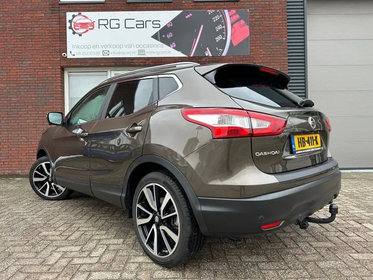 Nissan Qashqai 2015 photo 2