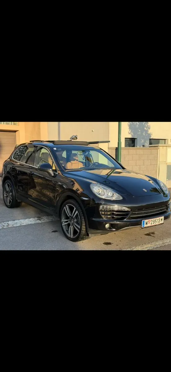 Porsche Cayenne 2012 photo 3