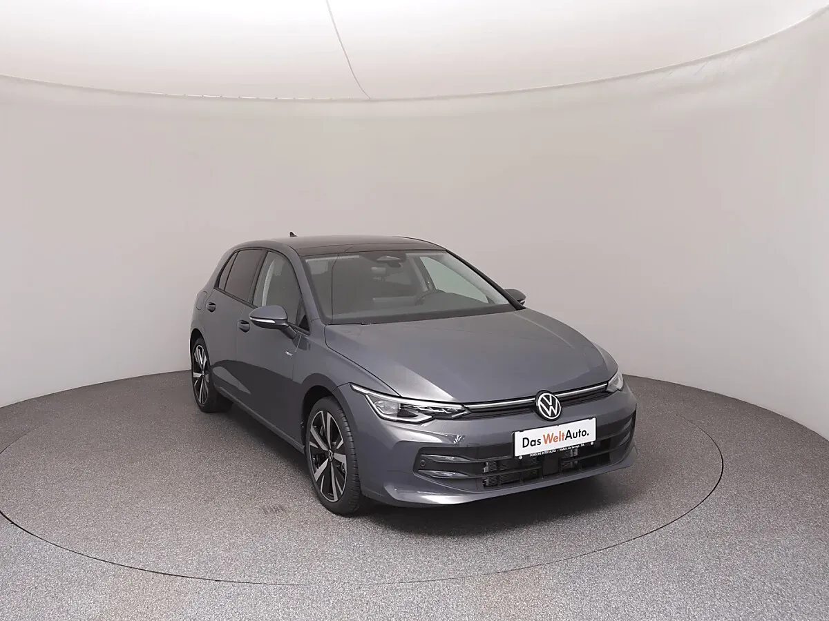 Volkswagen Golf 2026 photo 2