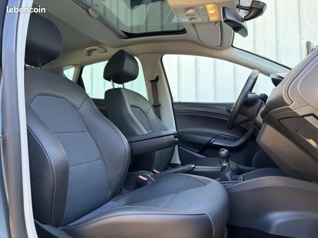 Seat Ibiza 2014 photo 5