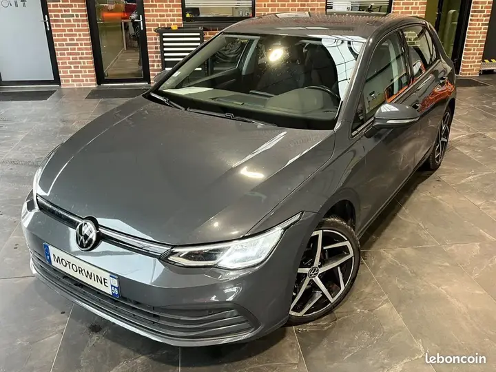 Volkswagen Golf 2021 photo 2