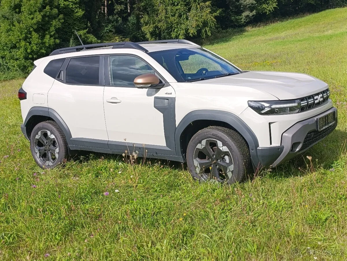 Dacia Duster 2025 photo 2