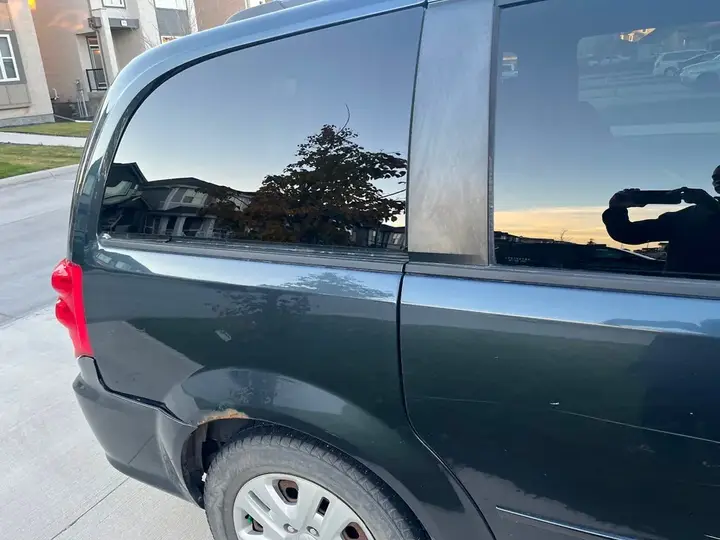 Dodge Grand Caravan 2014 photo 4