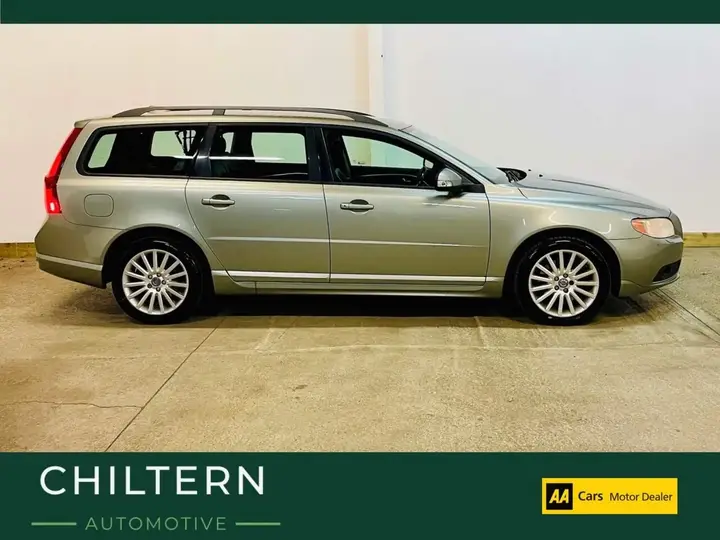 Volvo V70 2008 photo 4