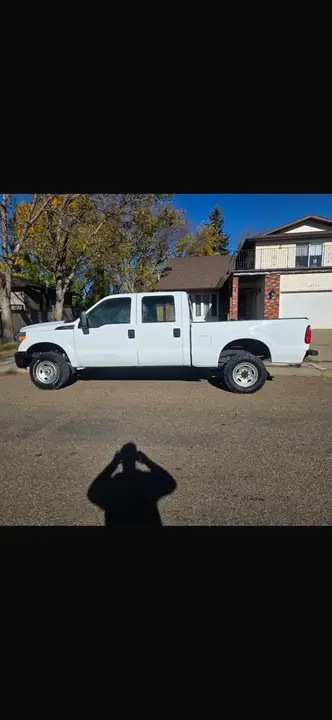 Ford F350 2015 photo 2