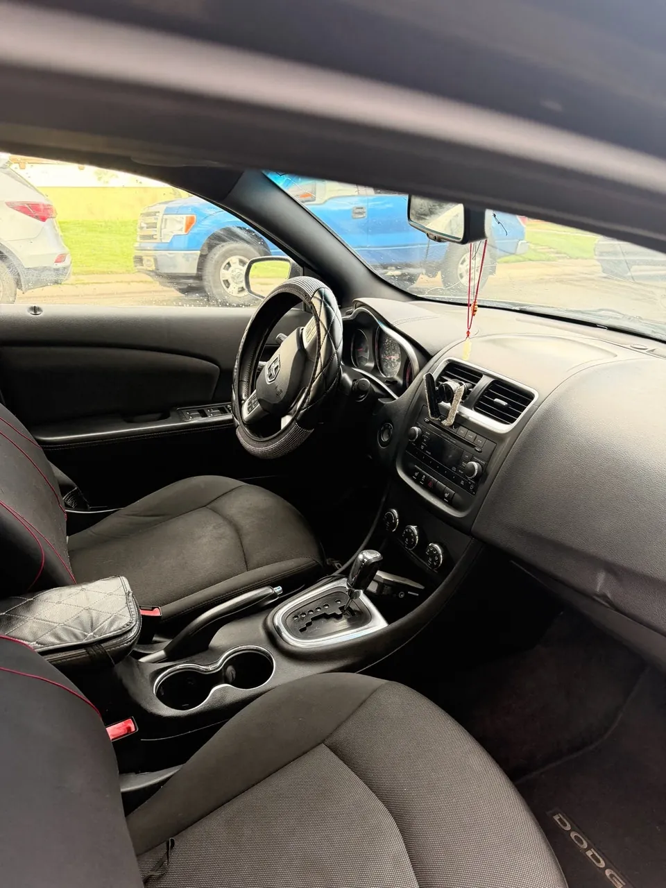 Dodge Avenger 2012 photo 4