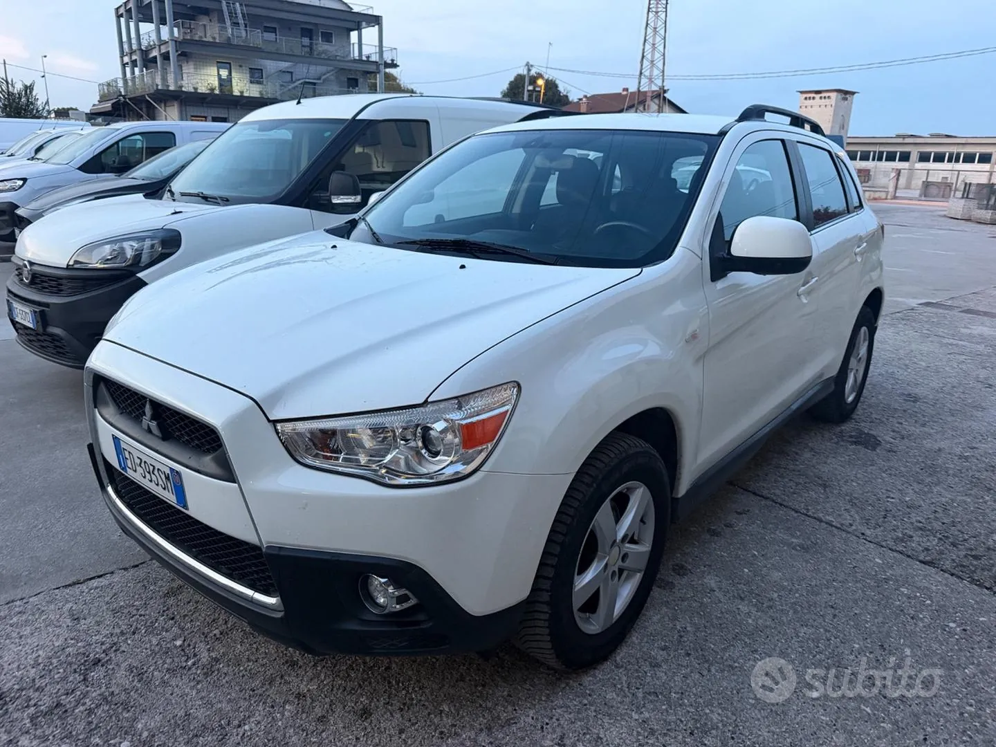 Mitsubishi Asx 2010 photo 3