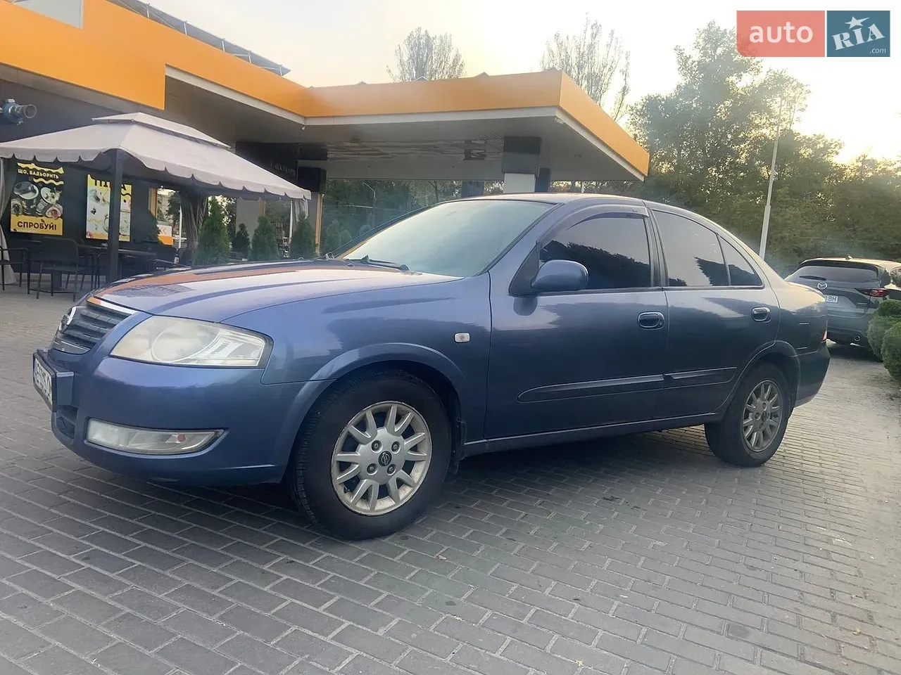 Nissan Almera 2006 photo 4
