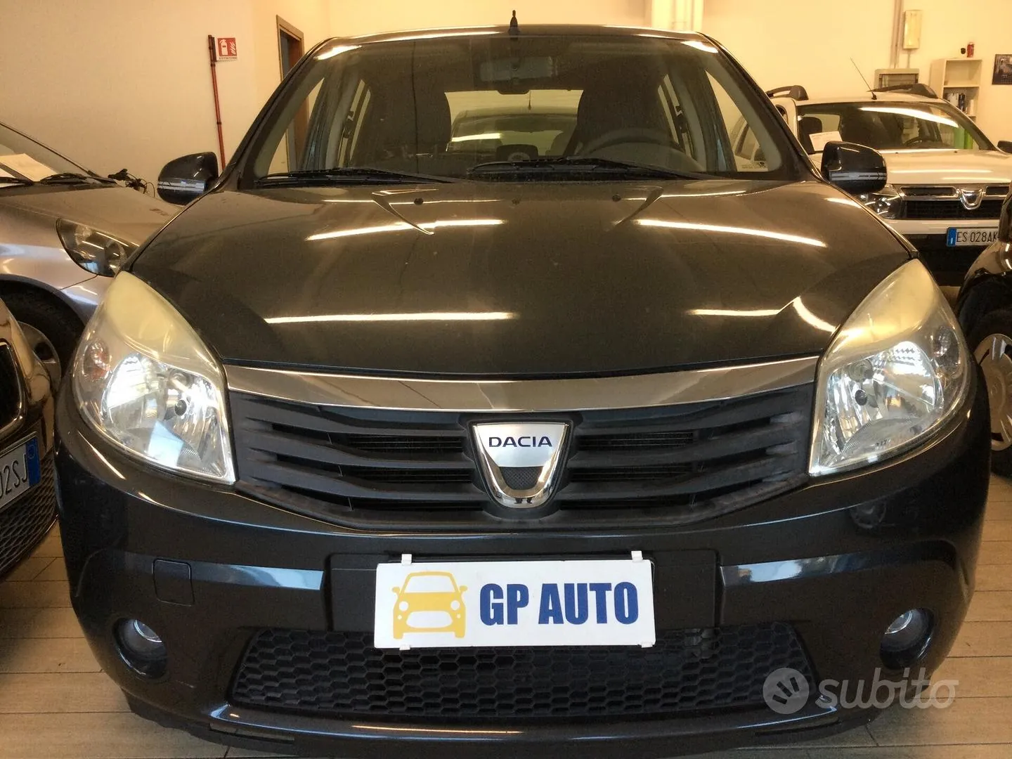 Dacia Sandero 2009 photo 3