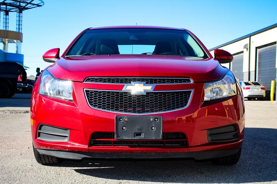 Chevrolet Cruze 2012 photo 2