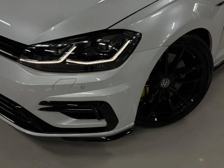 Volkswagen Golf 2017 photo 2