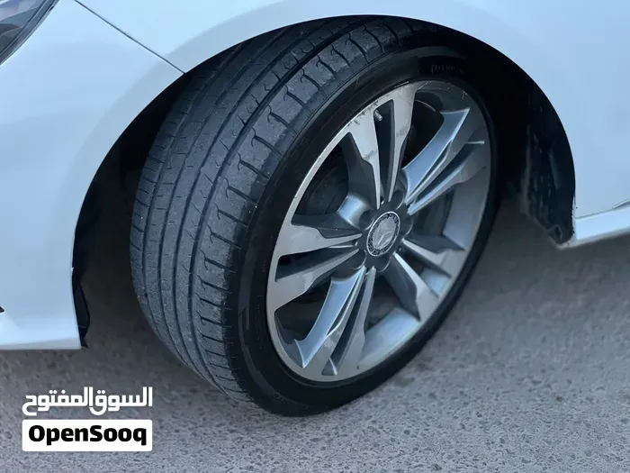 Mercedes-Benz E-Class 2015 photo 4
