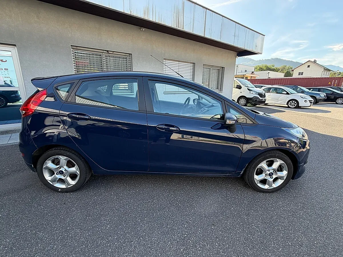 Ford Fiesta 2009 photo 3