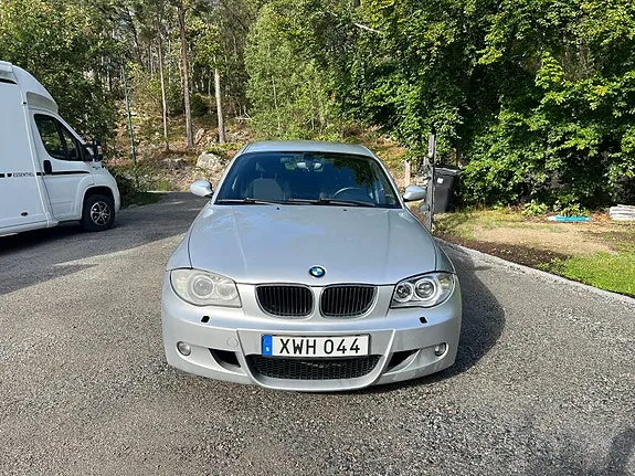 BMW 120I 2006 photo 2