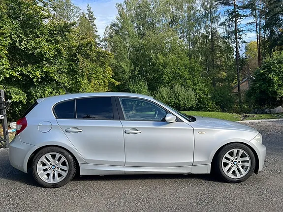 BMW 120I 2006 photo 4