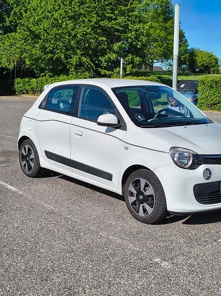 Renault Twingo 2014 photo 2