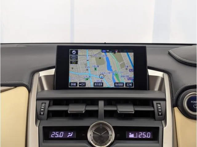 Lexus Nx300H 2016 photo 5