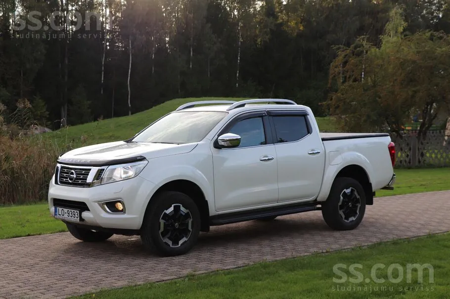 Nissan Navara 2021 photo 2
