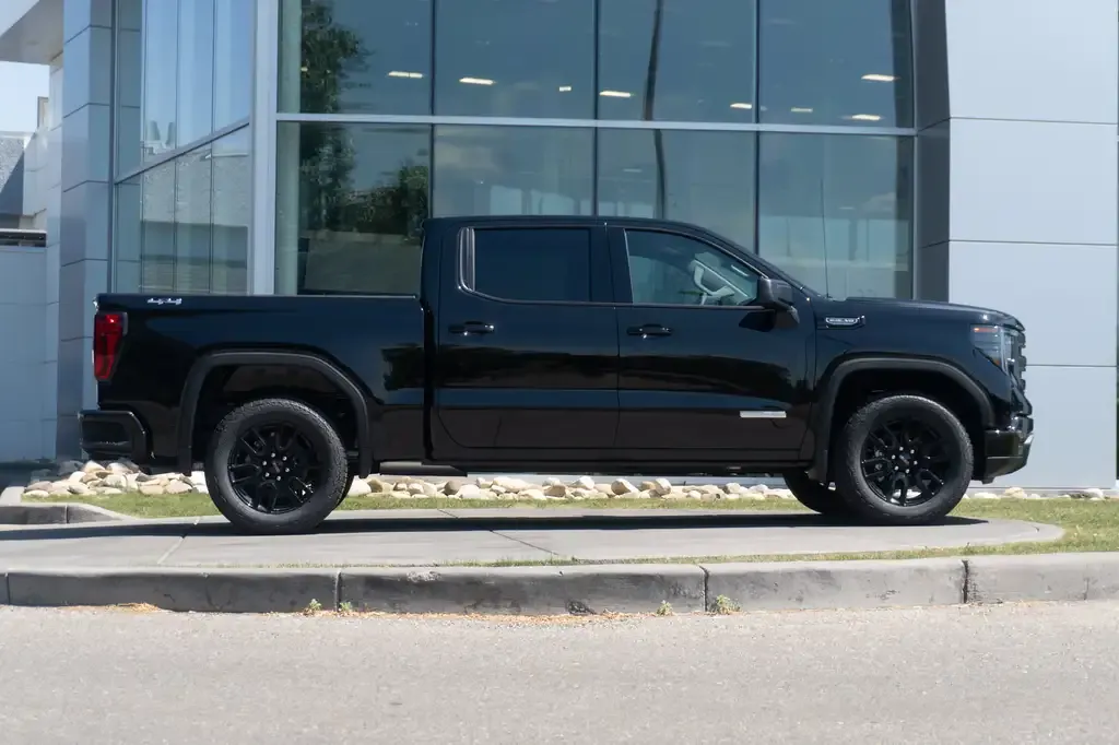 GMC Sierra 1500 2026 photo 3