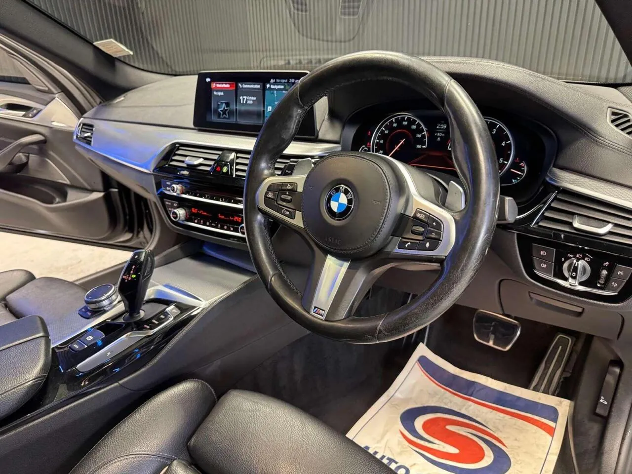 BMW 5 Series 2017 photo 3