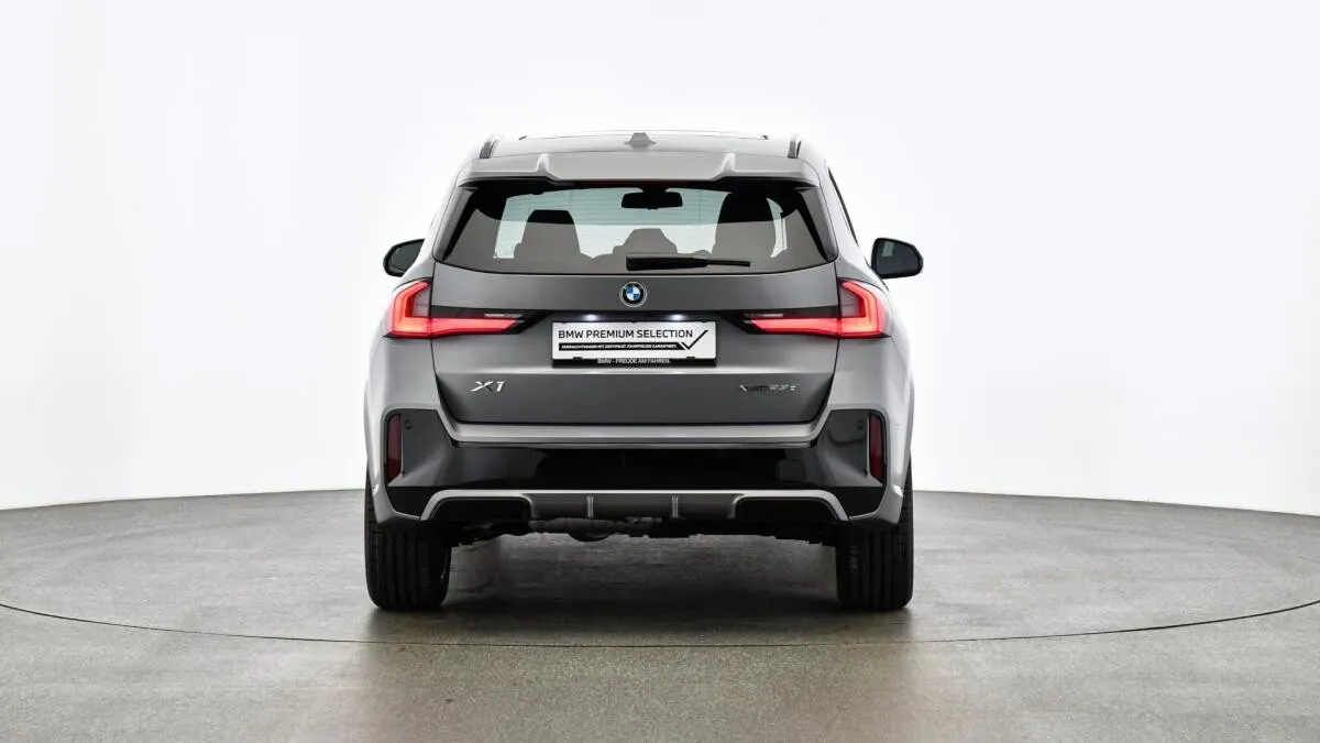 BMW X1 2025 photo 2