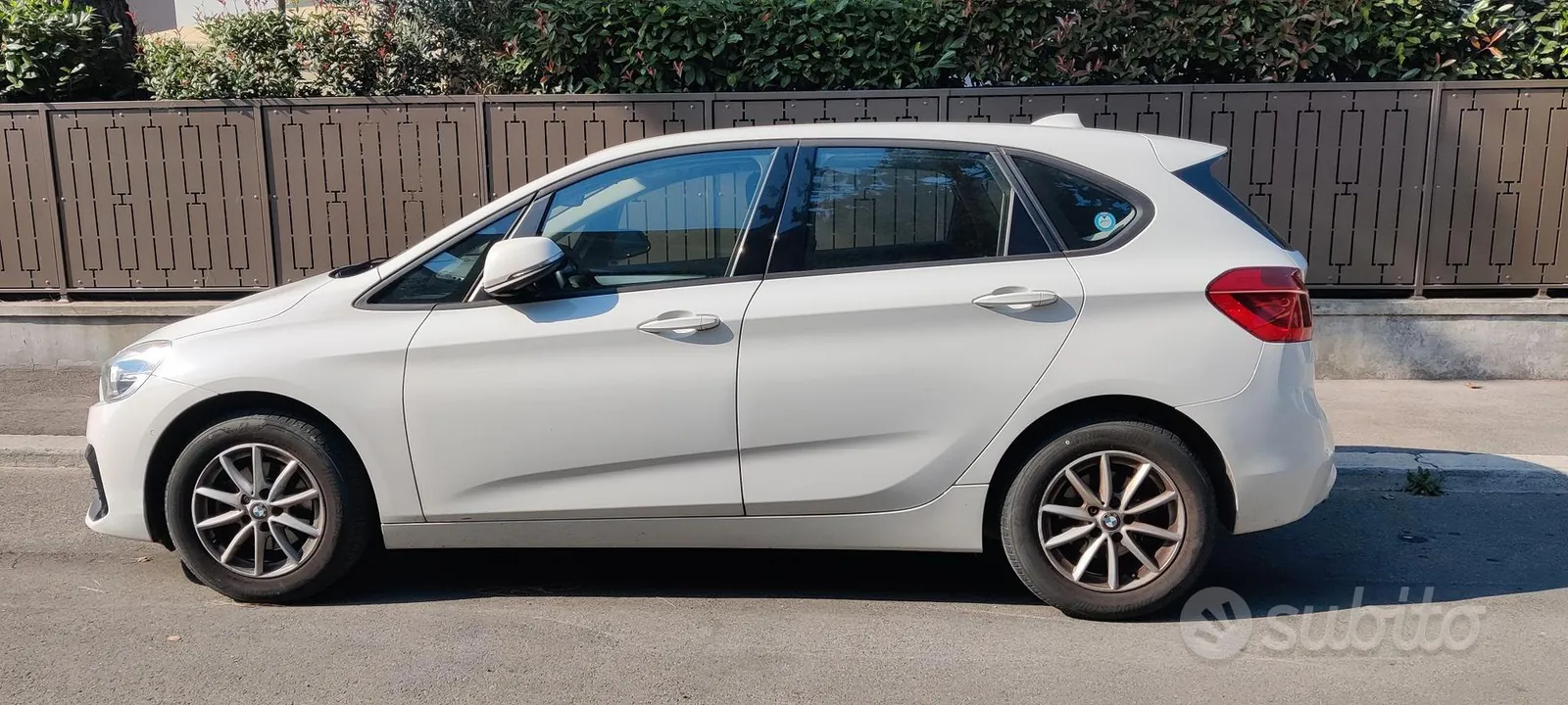 BMW 216