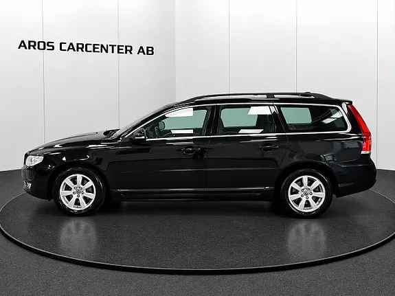 Volvo V70 2015 photo 2