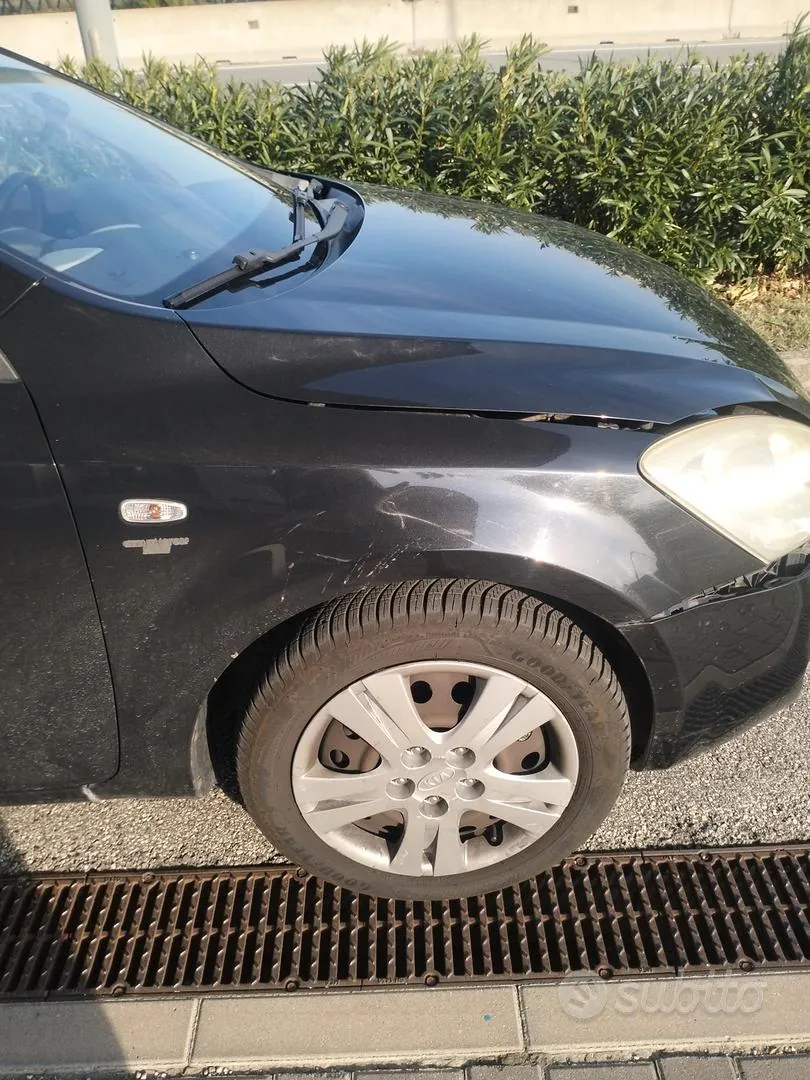 Kia Ceed 2008 photo 4