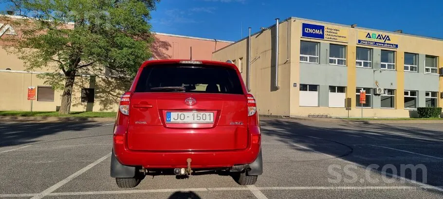 Toyota Rav4 2011 photo 2