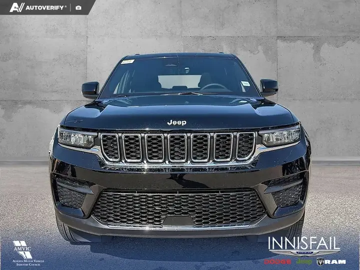 Jeep Grand Cherokee 2026 photo 2
