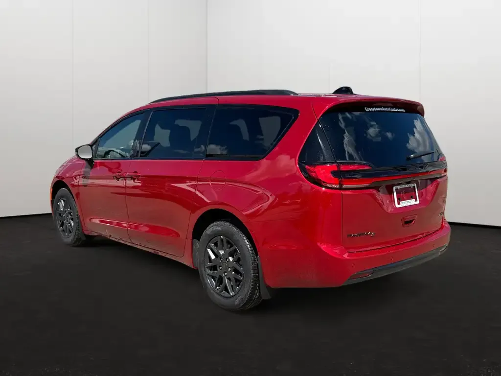 Chrysler Pacifica 2027 photo 4