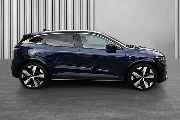 Renault Megane E-Tech 2022 photo 4