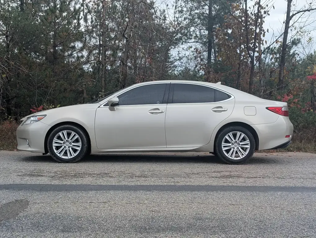 Lexus Es 350 2014 photo 3