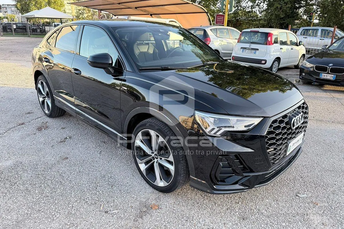Audi Q3 2022 photo 3