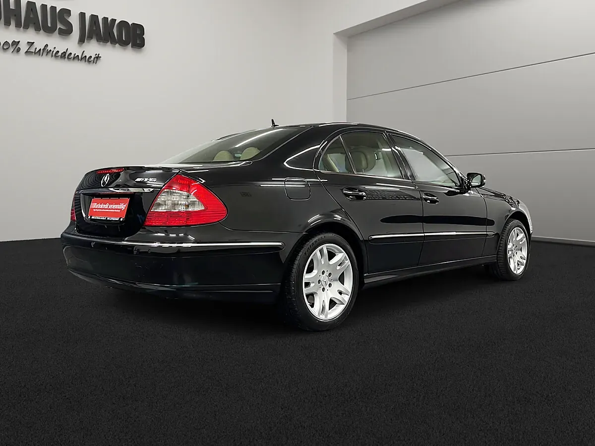Mercedes-Benz E-Class 2007 photo 3