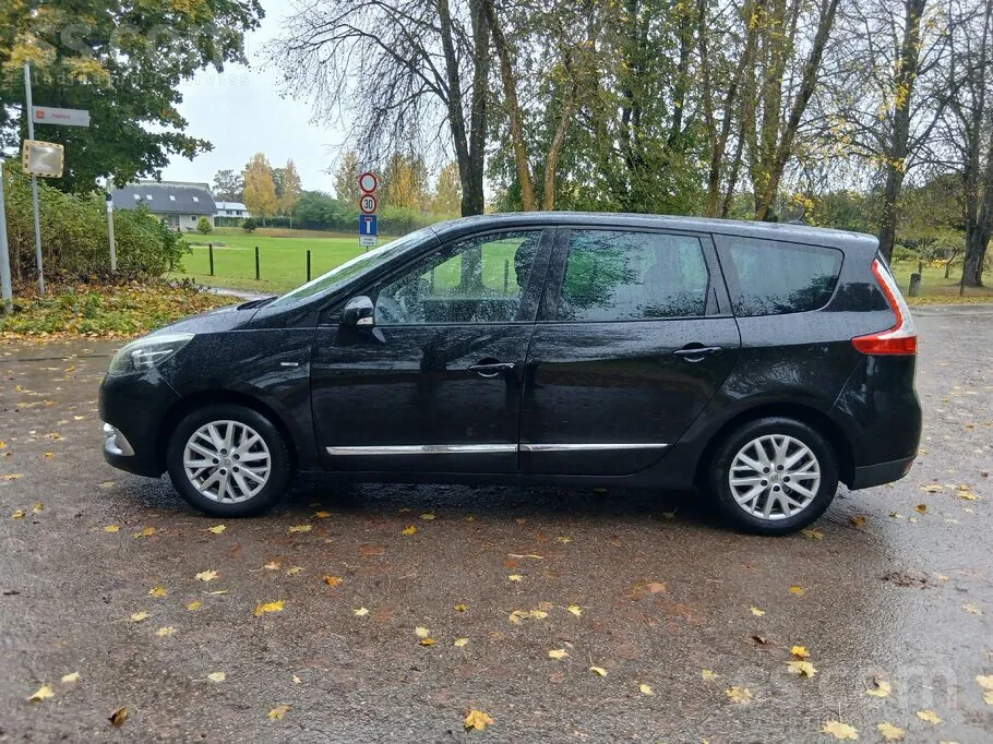 Renault Grand Scenic 2012 photo 3