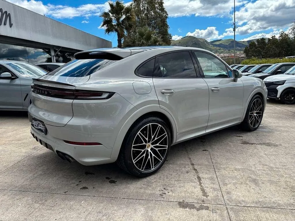 Porsche Cayenne 2024 photo 5