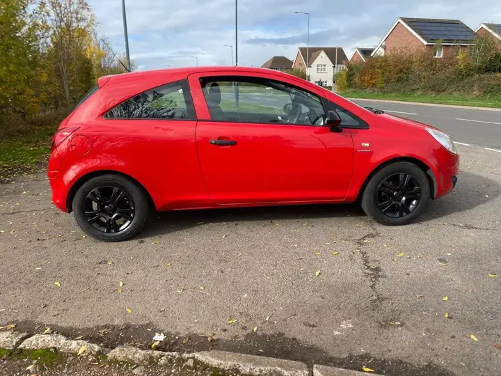 Vauxhall Corsa 2010 photo 5