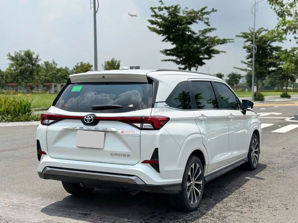 Toyota Veloz 2023 photo 5