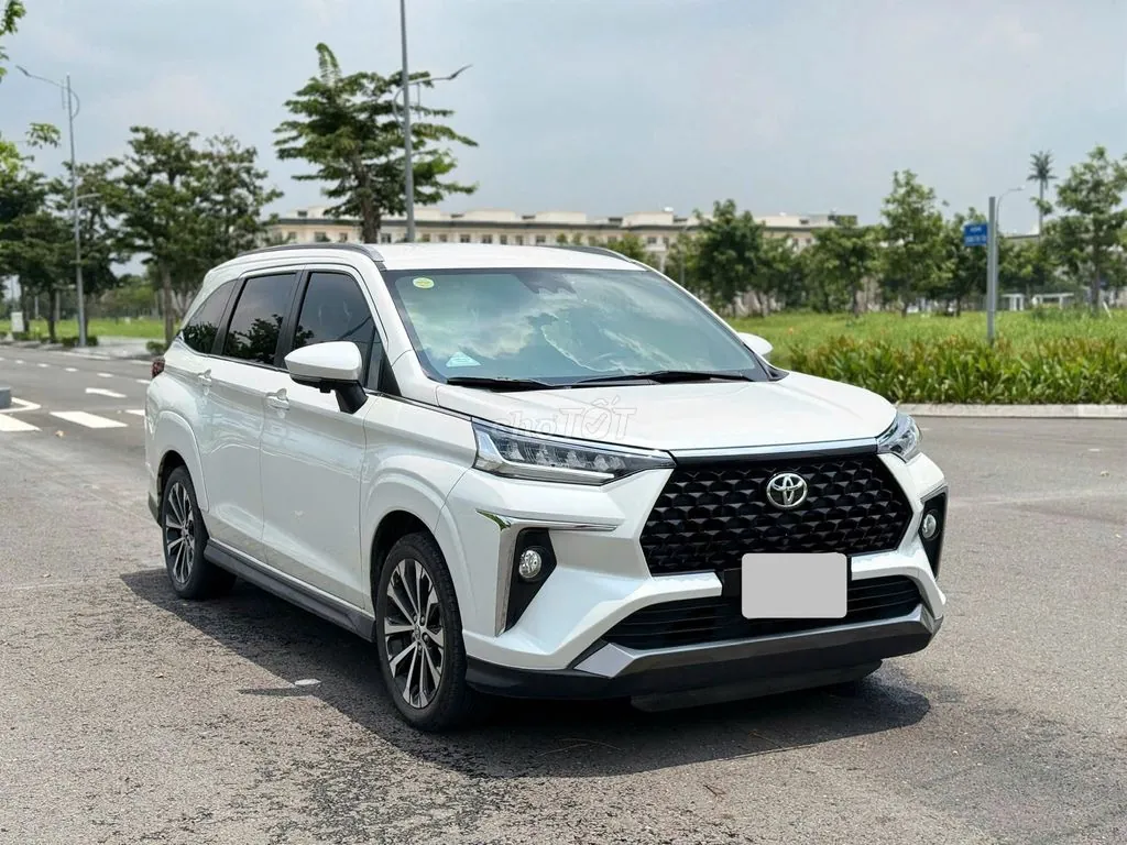 Toyota Veloz